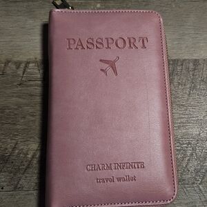 New Passport Wallet Pink Charm Infinite with zipper closure